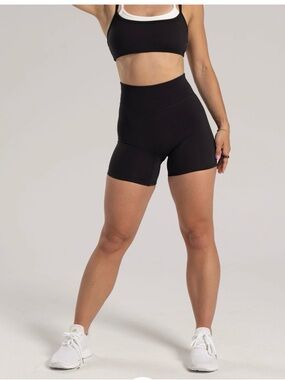 P'tula Black PureLux shorts